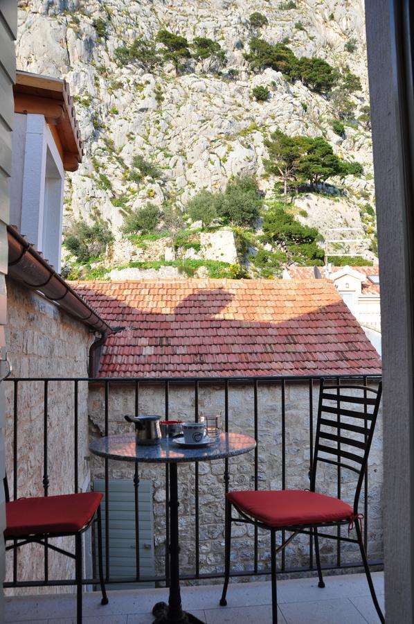 Villa Mama - Traditional Apartments In Omis, Free Parking Exteriör bild
