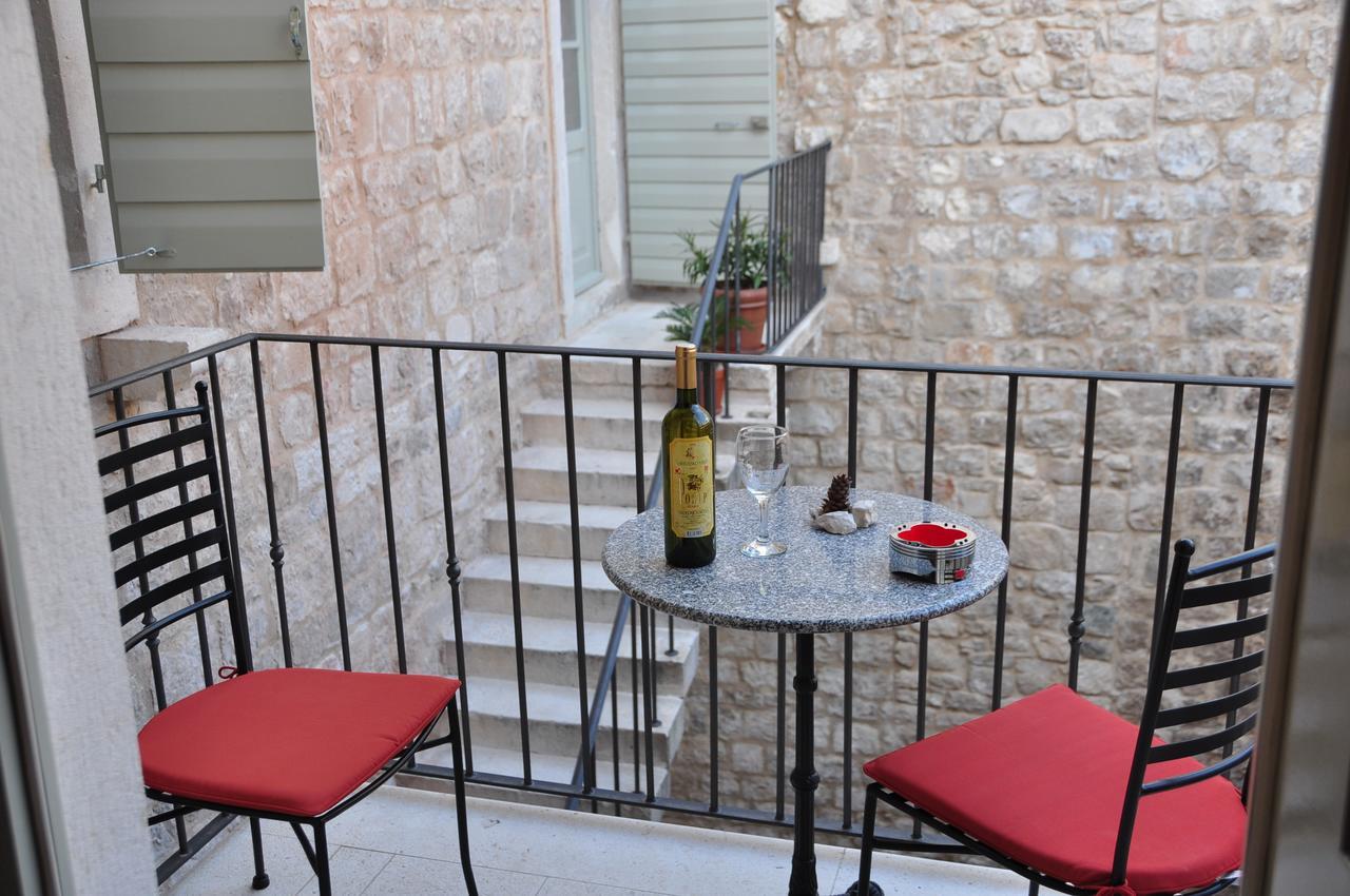 Villa Mama - Traditional Apartments In Omis, Free Parking Exteriör bild
