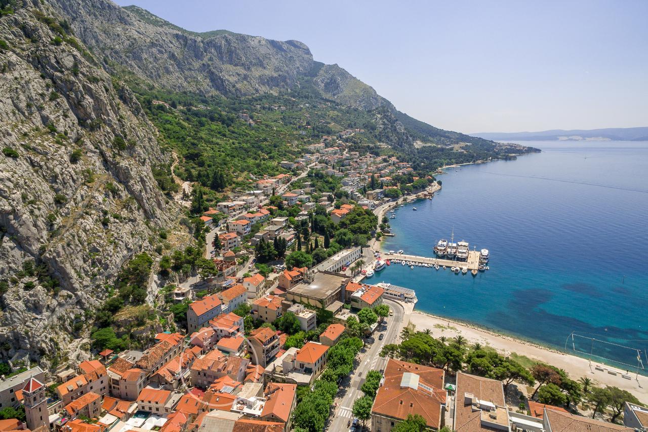 Villa Mama - Traditional Apartments In Omis, Free Parking Exteriör bild